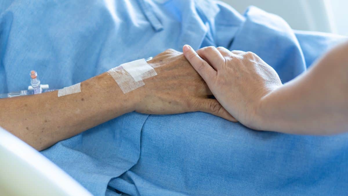 Assistência de enfermagem e humanização no processo da morte e morrer
