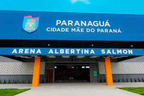 Arena Albertina Salmon é reaberta para atendimento em Paranaguá
