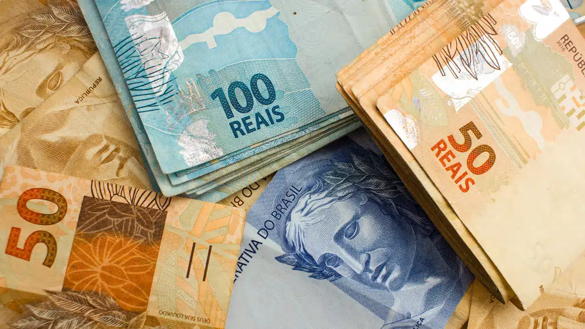 MP do Piso da Enfermagem já tem R$ 28 bilhões garantidos