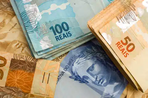 MP do Piso da Enfermagem já tem R$ 28 bilhões garantidos