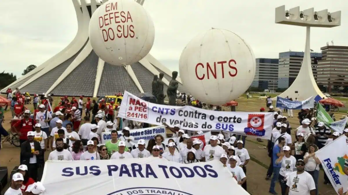 CNTS se manifesta sobre proposta das centrais sindicais