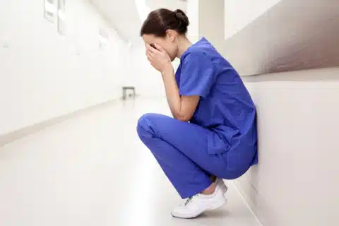 Depressão entre profissionais de enfermagem