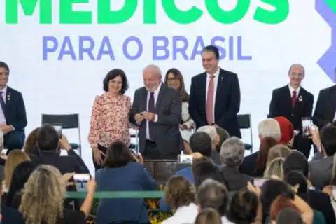 Ministério da Saúde anuncia a retomada do Programa Mais Médicos