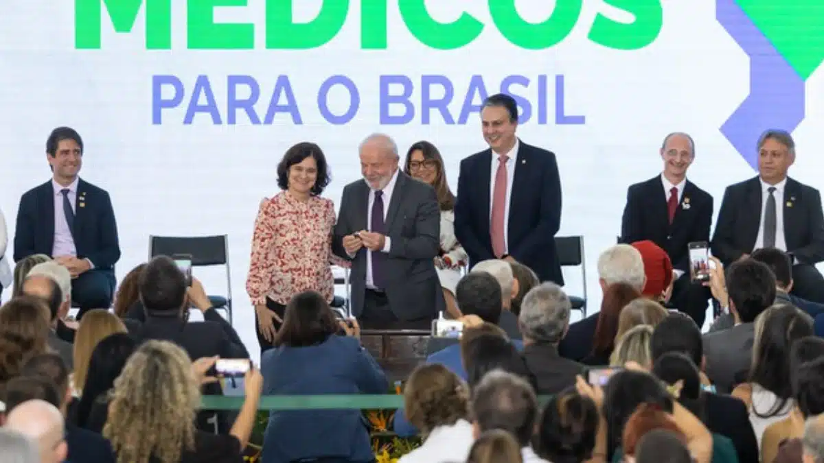 Ministério da Saúde anuncia a retomada do Programa Mais Médicos