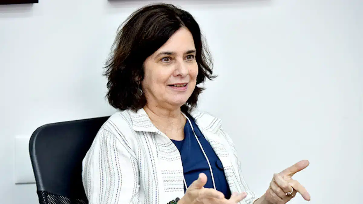 Ministra Nísia Trindade não tem data para pagamento do Piso da Enfermagem
