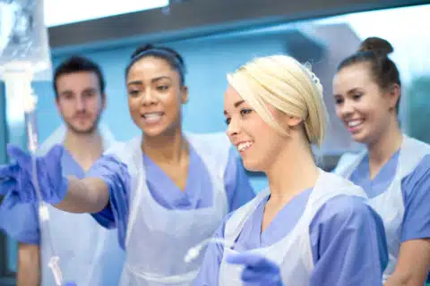 Regulamentação da enfermagem no Brasil