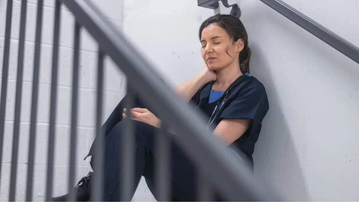 A Discussão sobre Salas de Descompressão e o Bem-Estar dos Profissionais de Enfermagem