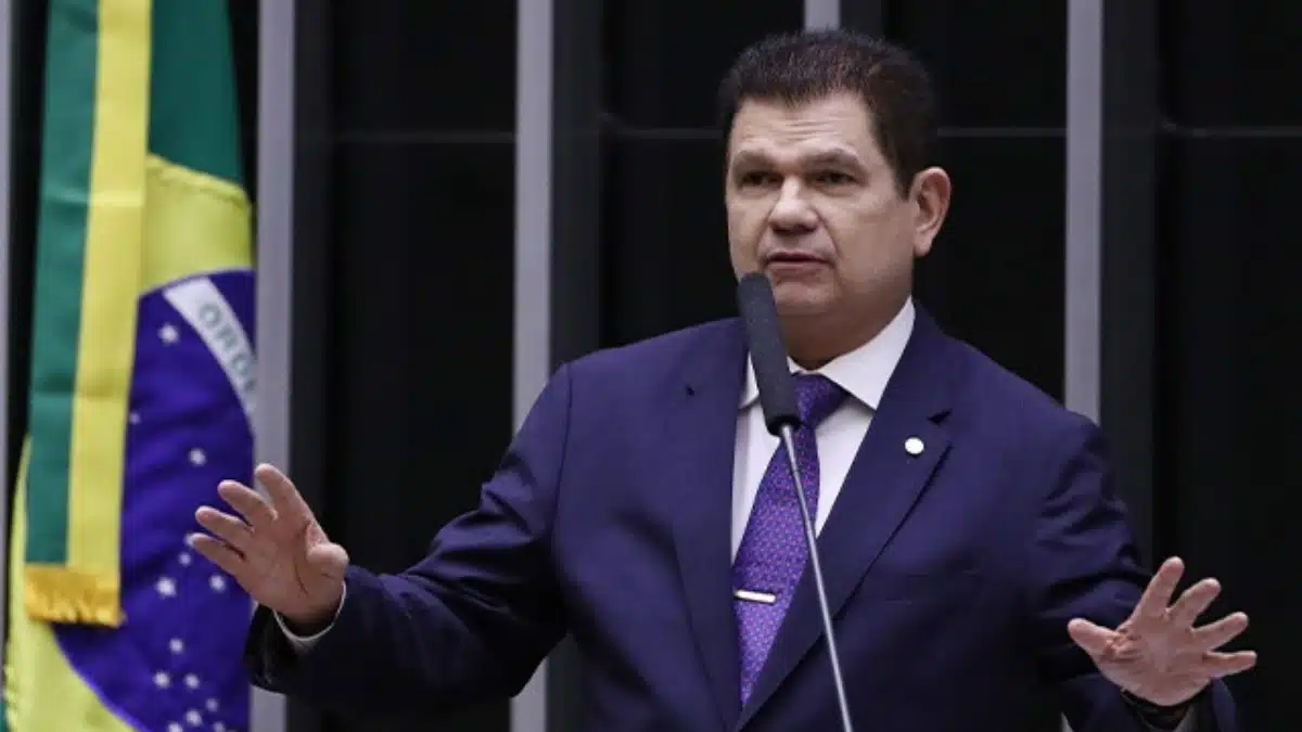 Governo envia hoje PLN para custear piso da enfermagem mas votação será semana que vem