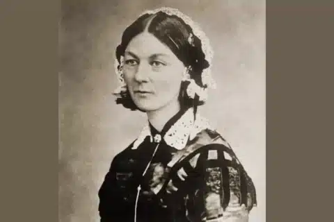 O legado de Florence Nightingale e a evolução contínua da enfermagem