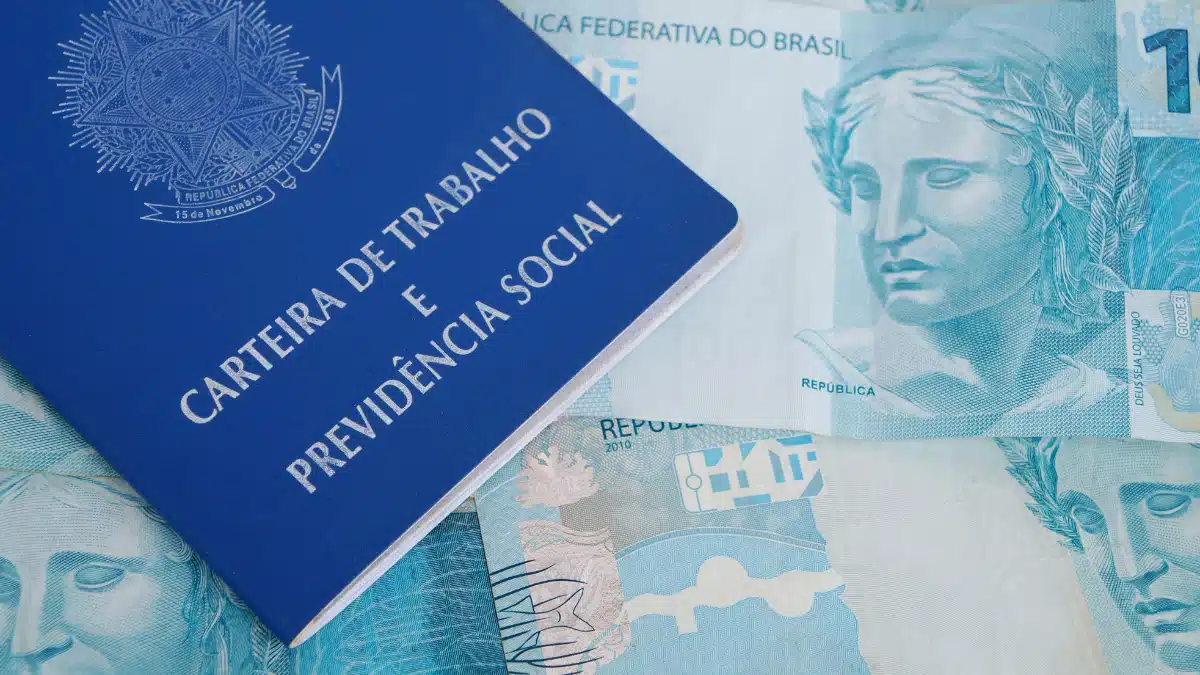 PLN da Enfermagem prevê recursos para Ministério da Saúde pagar o piso dos profissionais