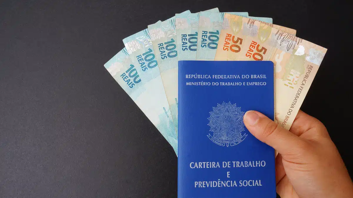 Piso da Enfermagem nas instituições privadas continua sem solução