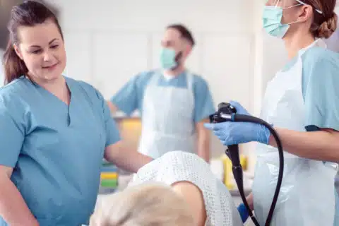 Proctologista - médico especialista