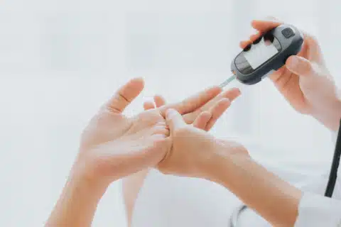 Cuidados de enfermagem para pacientes com diabetes