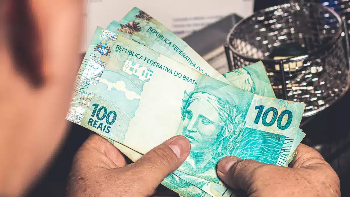Estado da Bahia recebe R$ 670 milhões para pagamento do Piso Nacional da Enfermagem