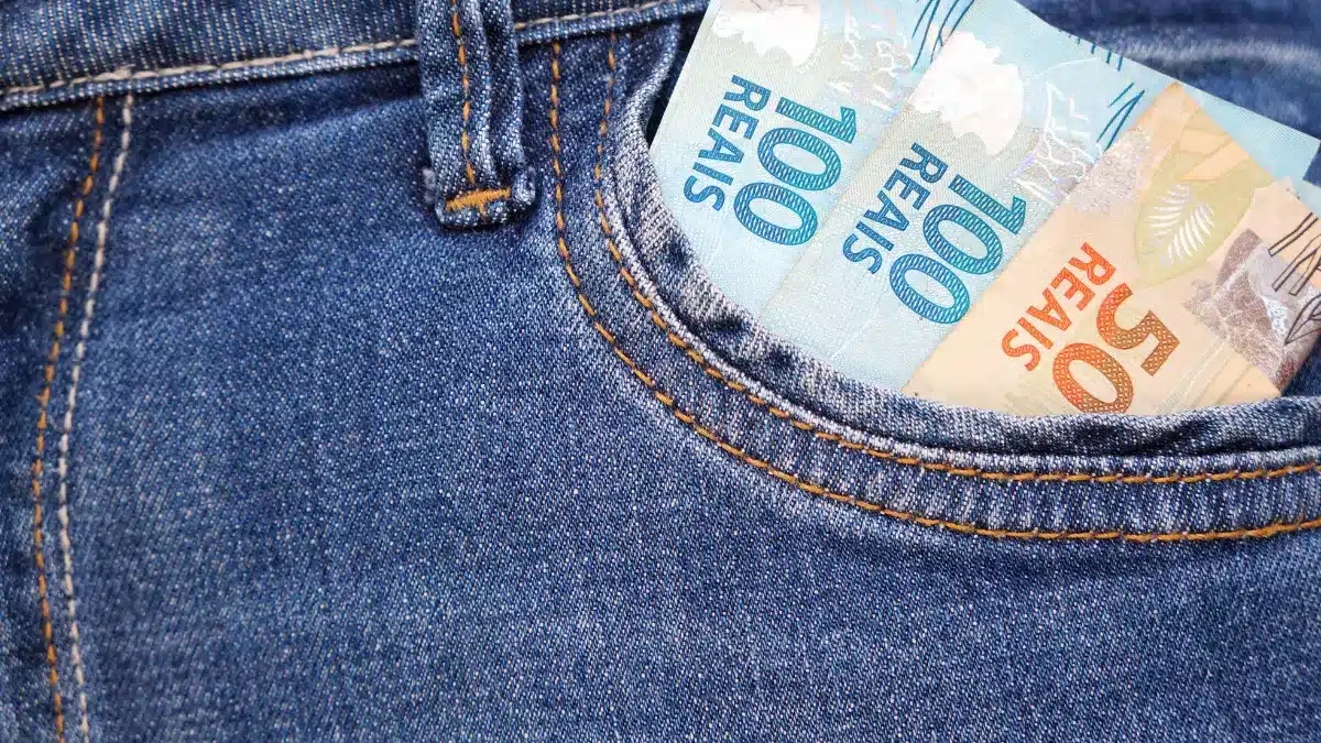 Estado do Ceará e municípios recebem R$ 374 milhões para pagamento do piso da enfermagem