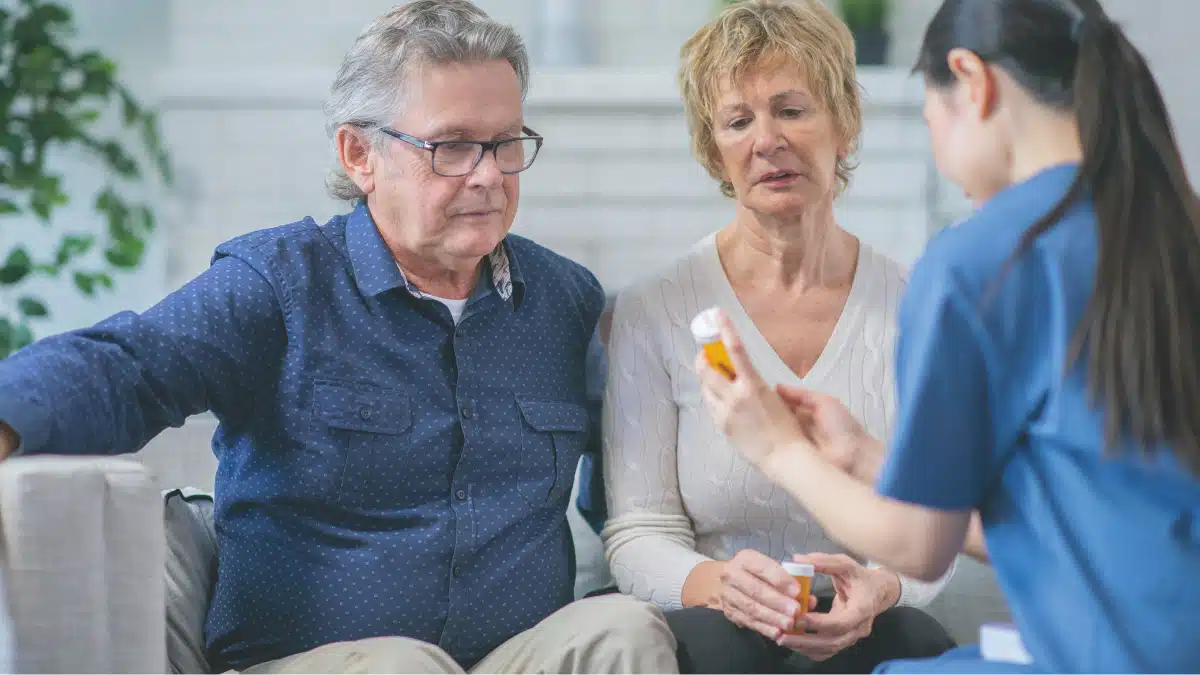 Autoridade de prescrição de medicamentos por Enfermeiros tem avanço e autonomia