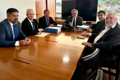 Manoel Neri e Alexandre Padilha Discutem Futuro da Enfermagem no Brasil