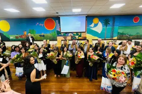 Profissionais de Enfermagem voluntários são homenageados na Câmara de São Paulo
