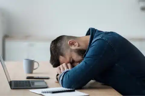 Saúde mental: como lidar com o estresse no trabalho