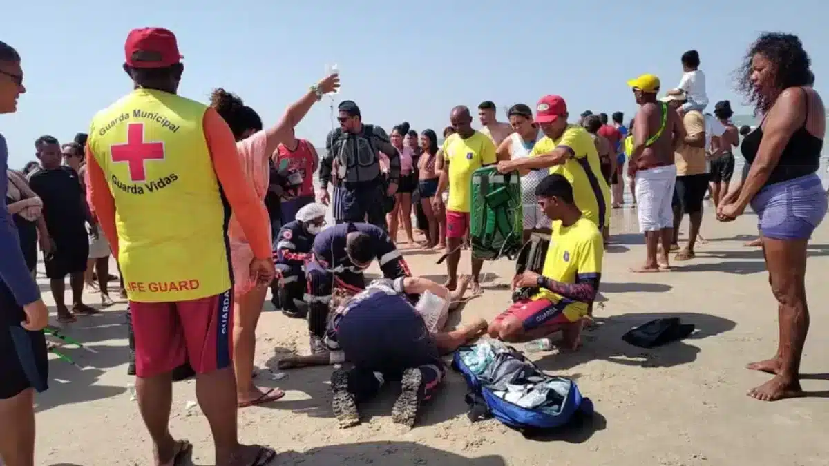 Adolescente é salva do mar por atleta Olímpico durante Treino em São Luís