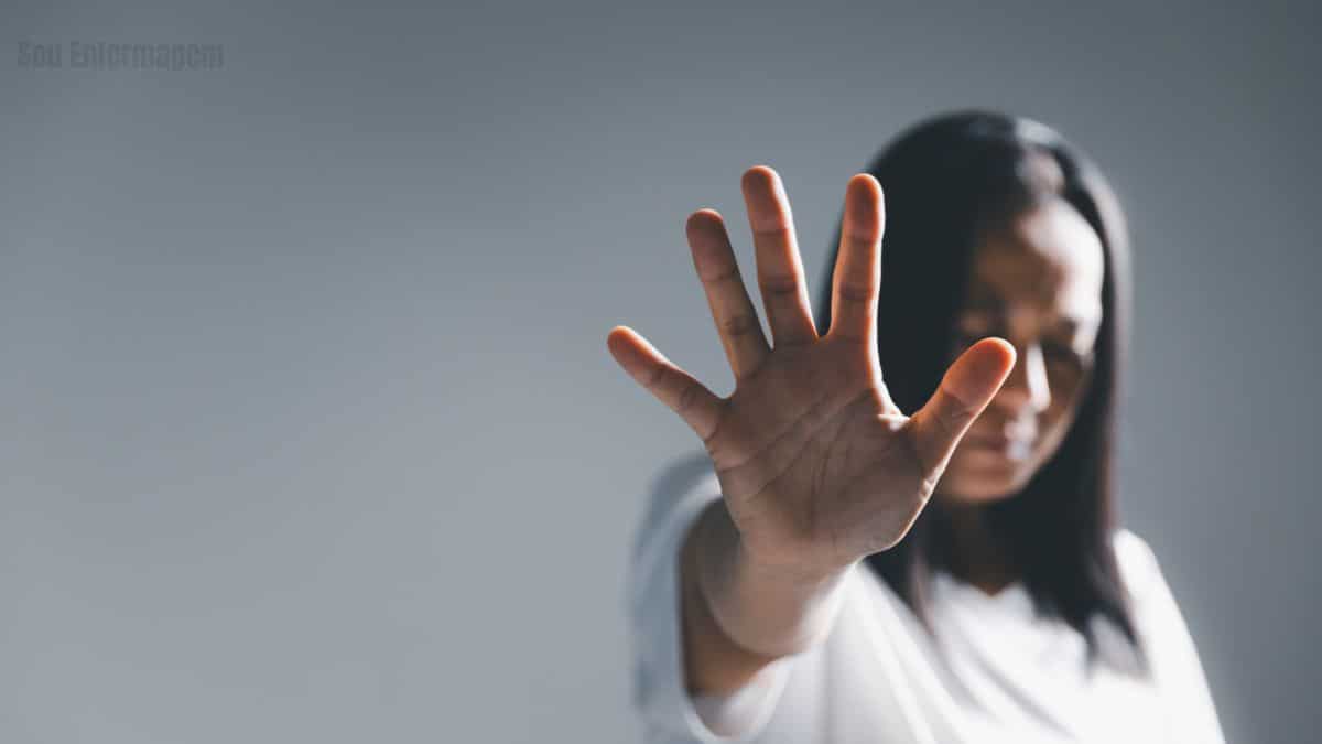 Crescimento da violência contra profissionais de enfermagem