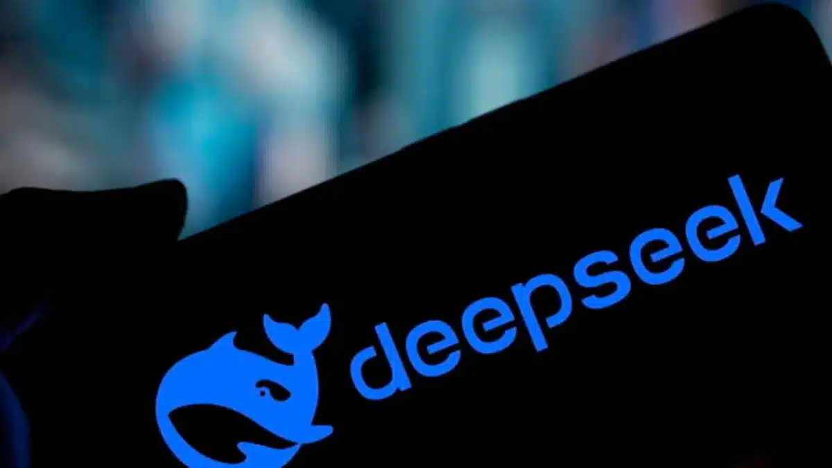 DeepSeek-na-vanguarda-da-Saúde-eficiência-algorítmica-contra-gigantes-da-IA