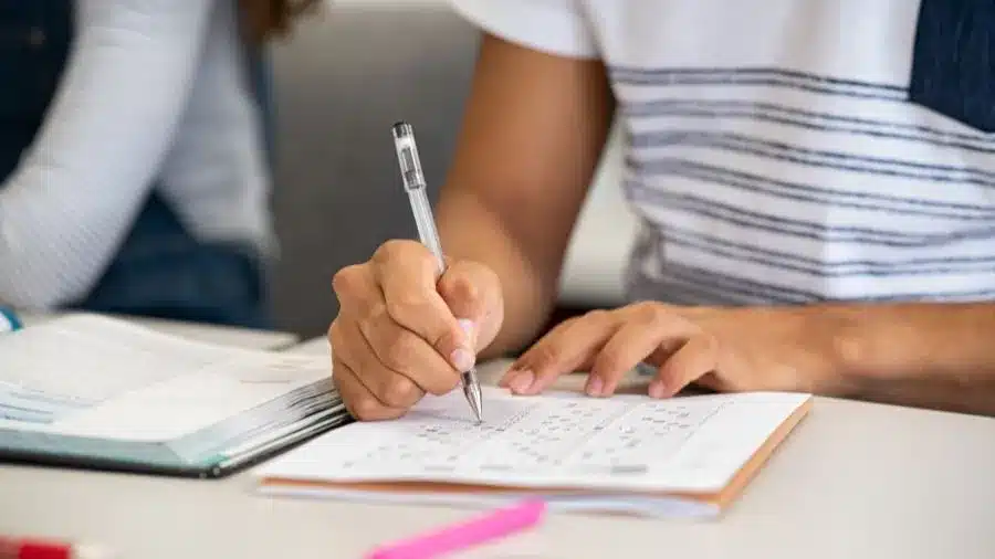 Enem 2024: Resultados divulgados e os Cursos da Saúde mais procurados pelos candidatos