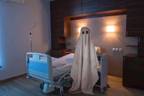 Uma história de arrepiar do Técnico de Enfermagem e o Fantasma do Hospital