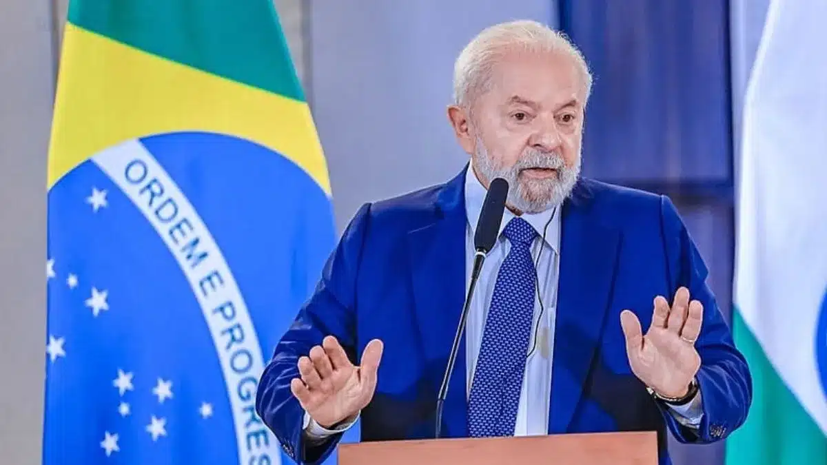 Pesquisa-revela-rejeição-a-ações-do-governo-Lula-relacionadas-ao-Pix-e-à-validade-de-alimentos