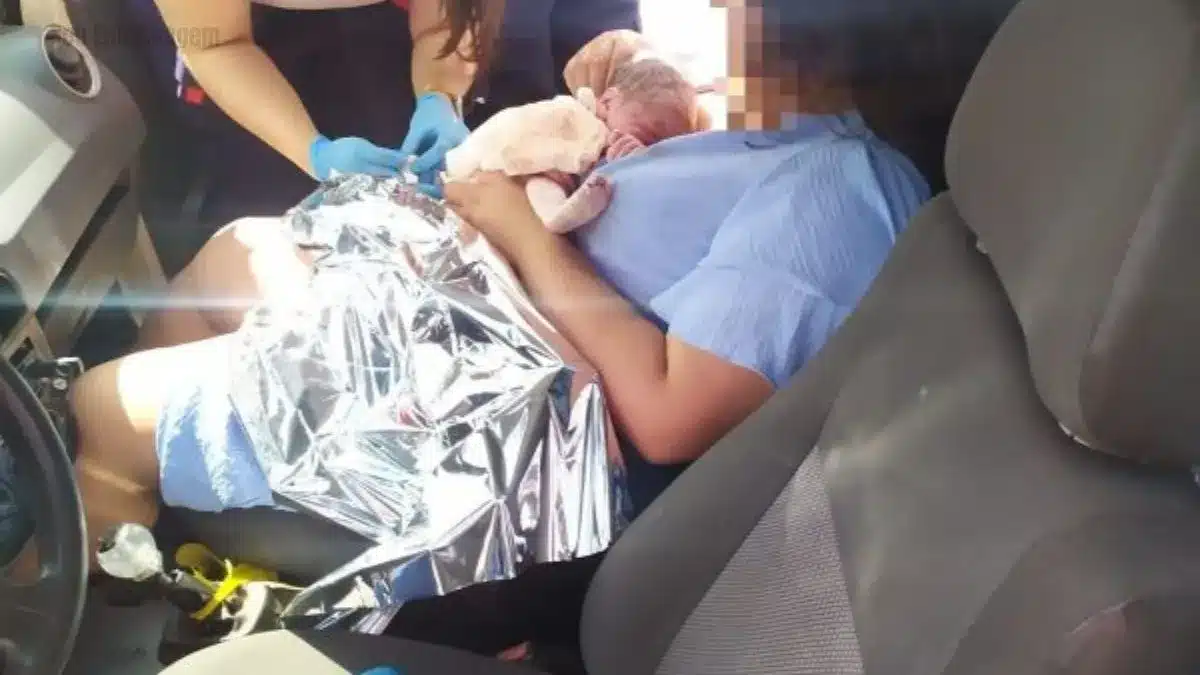 Bebê-nasce-dentro-do-carro-a-caminho-do-Hospital-em-Joaçaba