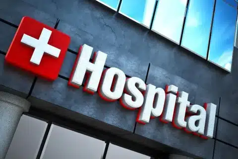 Crise na Saúde: Falta de médicos compromete atendimento e sobrecarrega hospitais na Zona da Mata