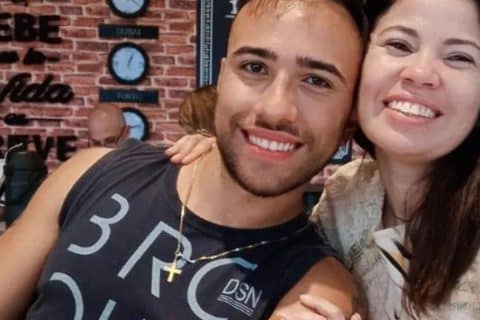 Mãe se muda para o Paraguai para encontrar filho desaparecido Não ter pistas me desespera