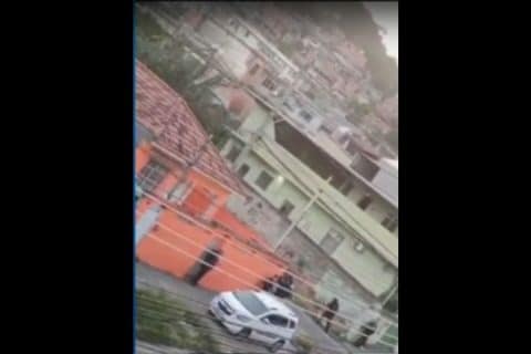 Tiroteio assusta moradores da Penha e mulher é baleada no Rio de Janeiro