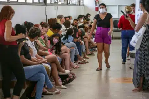 Explosão das clínicas populares: setor cresce 200% em 12 anos e se torna alternativa à Saúde Pública