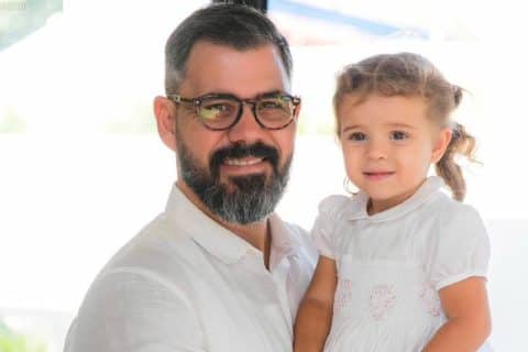 Letícia Cazarré compartilha atualizações sobre a saúde da filha e emociona seguidores