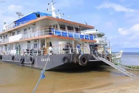 Navio Hospital Abaré inicia nova jornada de atendimento no interior do Pará