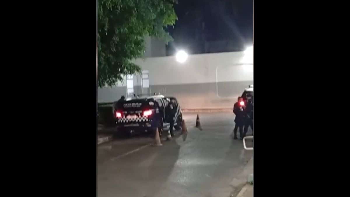 Paciente se revolta e tenta agredir segurança em hospital do DF