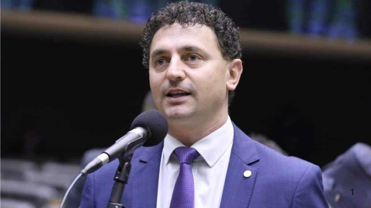Projeto de Lei propõe reconhecimento da esclerose múltipla como deficiência e cria programa nacional de apoio aos pacientes