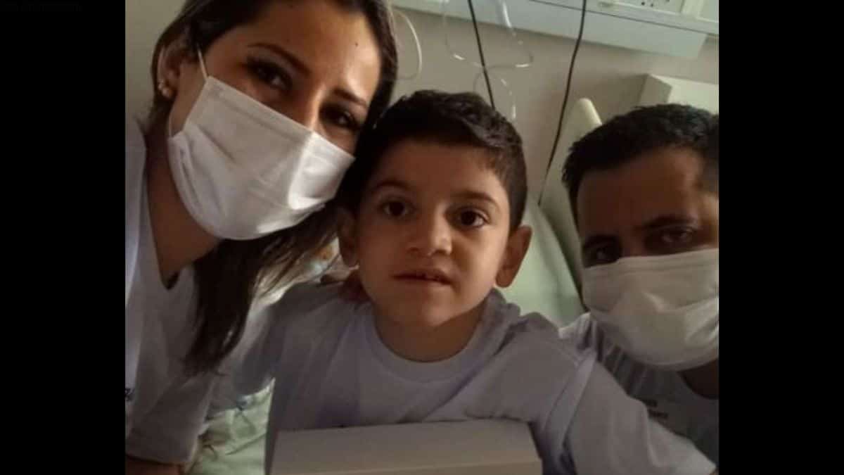 Menino de 8 anos perde a vida após batalha contra doença rara e agravamento por gripe