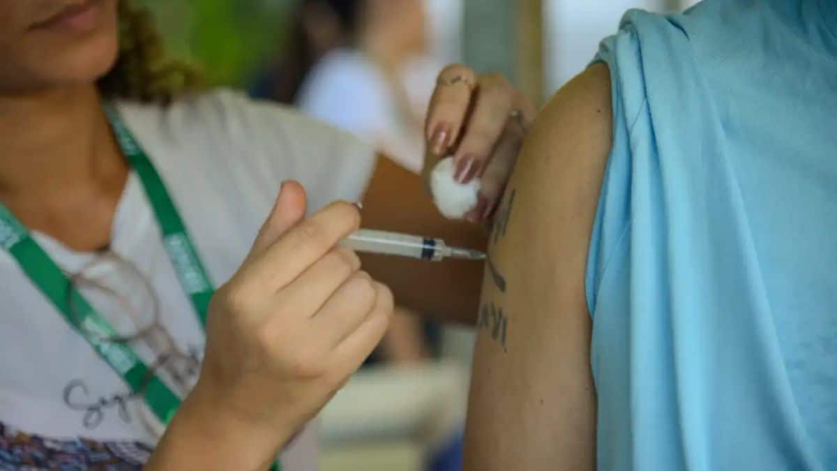 Vacina contra herpes-zóster pode entrar no SUS e população já pode opinar