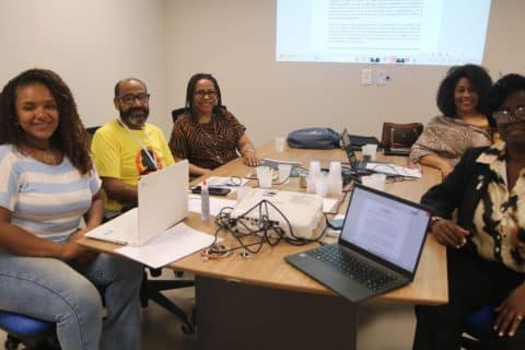 Cofen Estrutura Política Nacional de Combate ao Racismo na Enfermagem com Ações Práticas