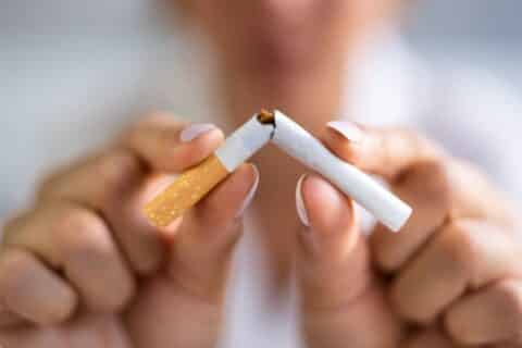 Razões para parar de fumar e começar 2026 com mais saúde