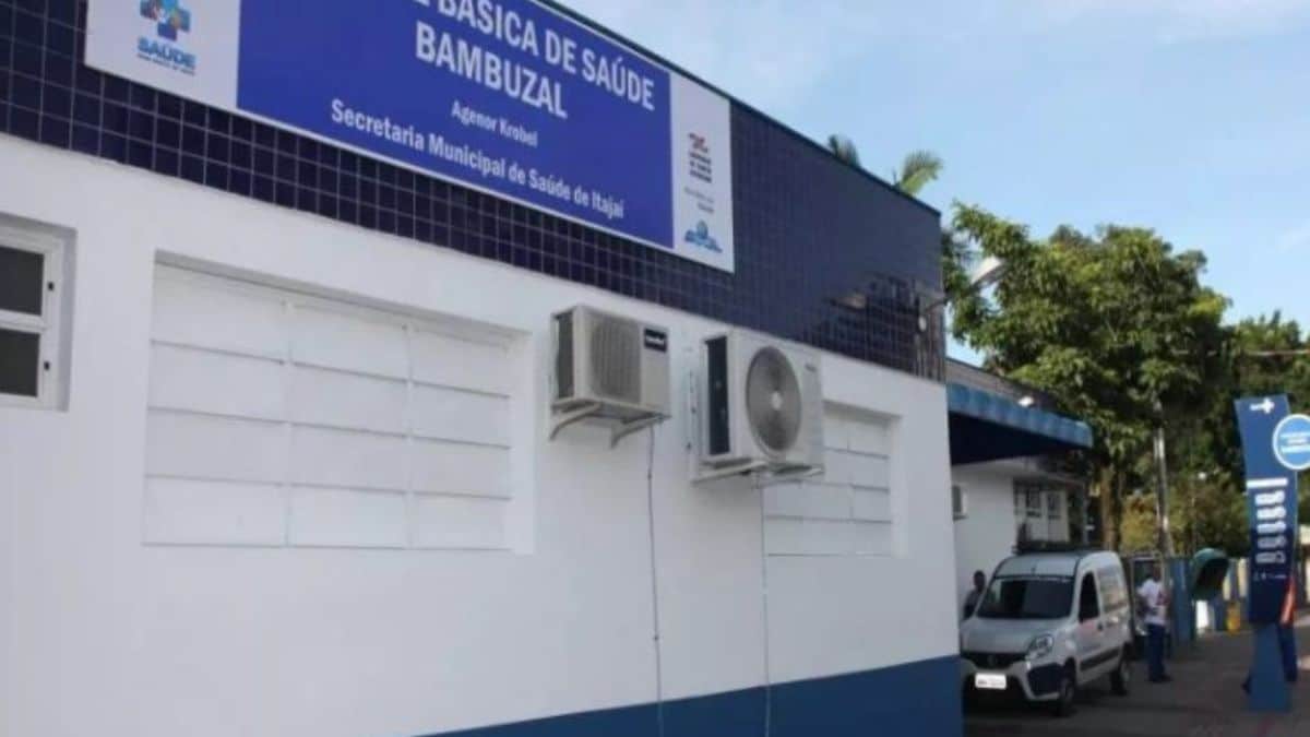 UBS de SC interrompe atendimento após curto-circuito por furto de fiação