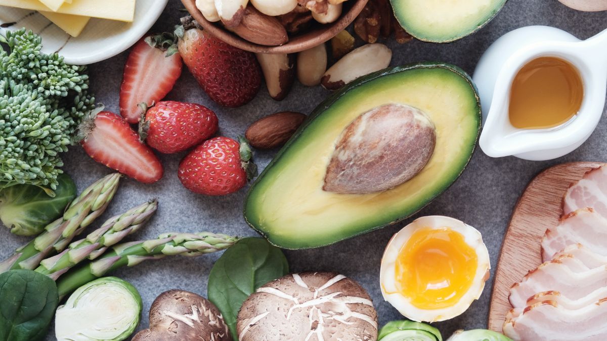 Conheça os benefícios do abacate para a saúde que vão além da dieta