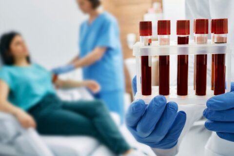Exames de sangue prometem detectar câncer cedo, mas têm limitações