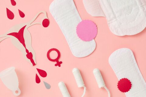 Movimentos simples podem reduzir a dor da cólica menstrual