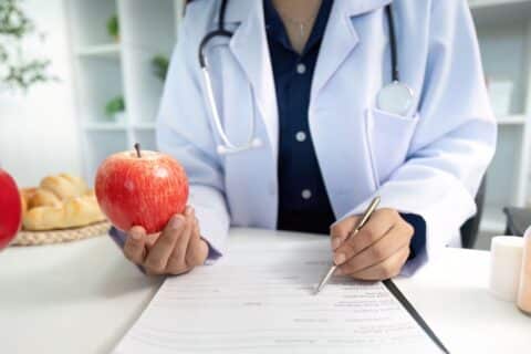 Novo alerta nutricional acende sinal vermelho no Brasil hábitos alimentares em xeque