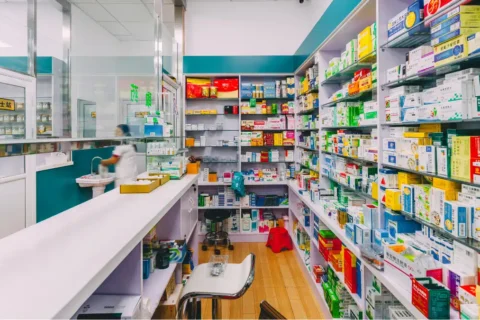 Não é competência da Enfermagem buscar medicamentos na farmácia da unidade de saúde