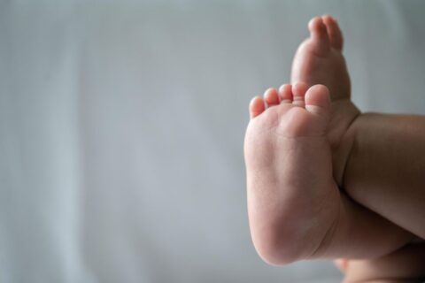 Morte de bebê por meningite em SC reacende alerta das autoridades da saúde