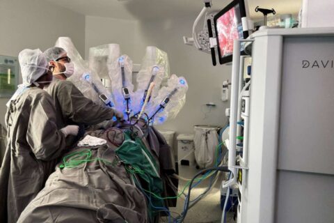 Hospital Azambuja realiza a primeira cirurgia robótica oncológica pelo SUS em SC